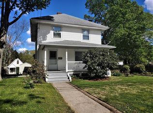 621 School St, Webster, MA 01570