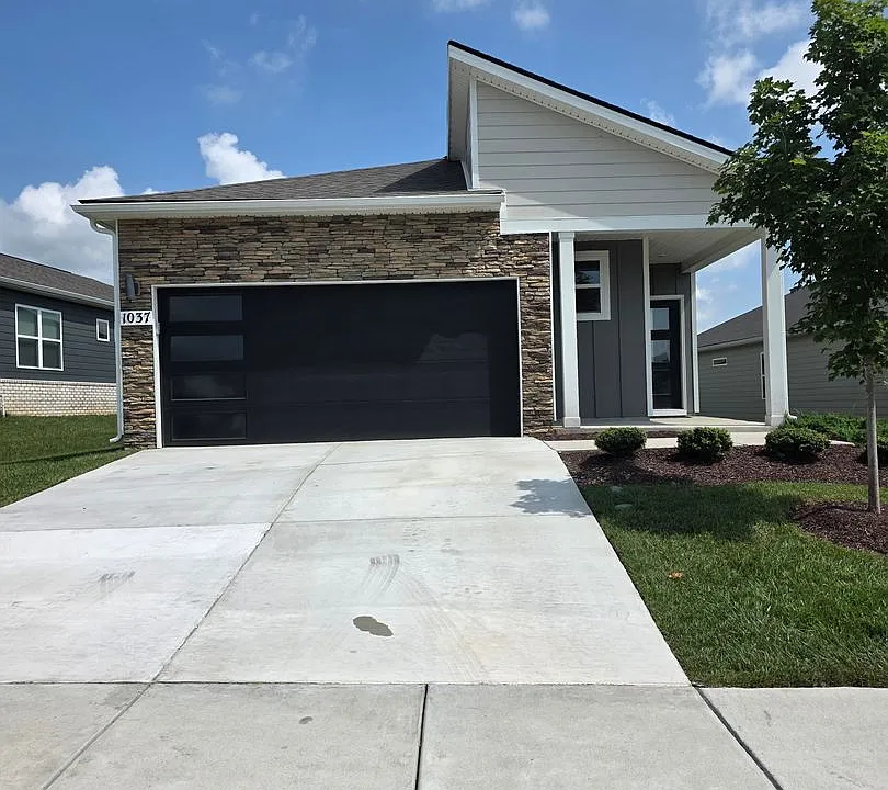 1037 Royal Gorge Ct