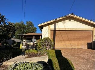 162 Beech Rd, Thousand Oaks, CA 91320