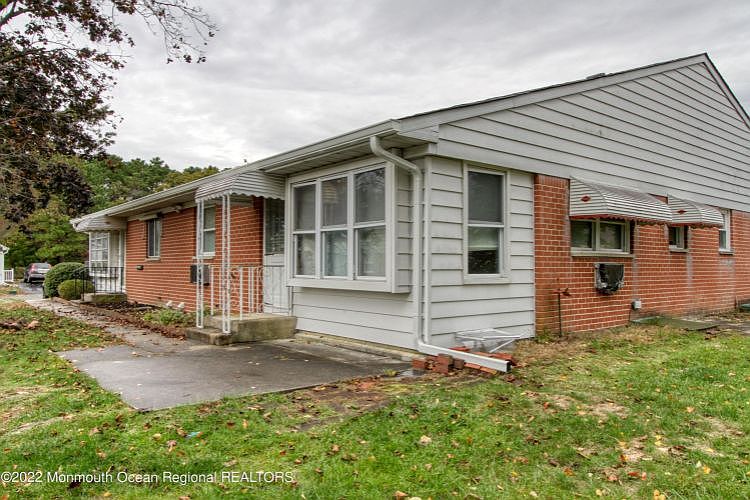 1st image of 12 Lafayette Dr #C