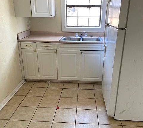 5th image of 306 Jackson Ave