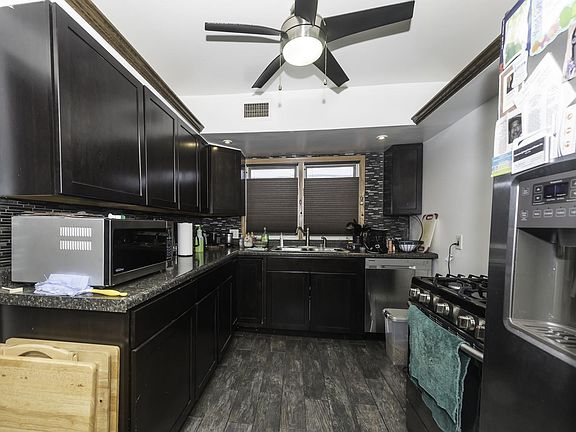 5th image of 5410 W Waveland Ave