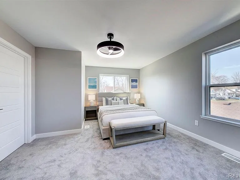 2808 Goodrich St — Photo 13