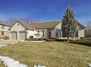 46316 Litchfield Dr, Plymouth, MI 48170