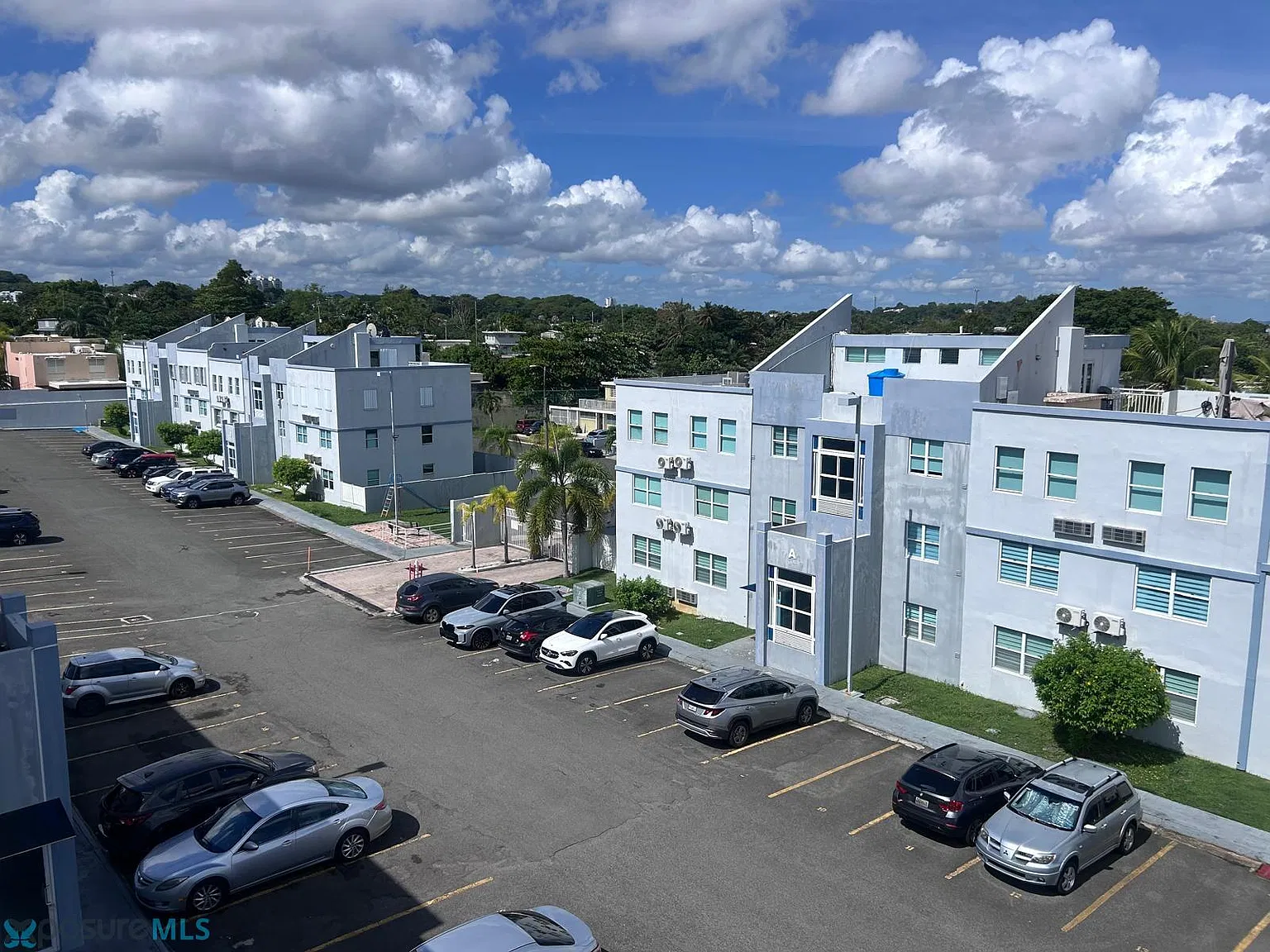 Prados de Cupey (Condominio) — Photo 1
