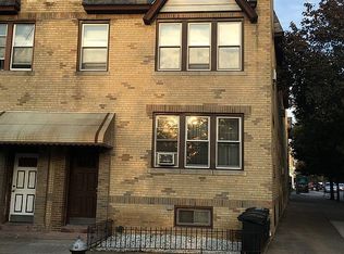 7861 73rd Pl, Ridgewood, NY 11385