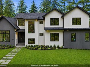 121 Engle St, Cresskill, NJ 07626