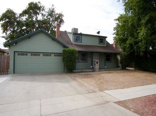 2404 E Fairmont Ave, Fresno, CA 93726