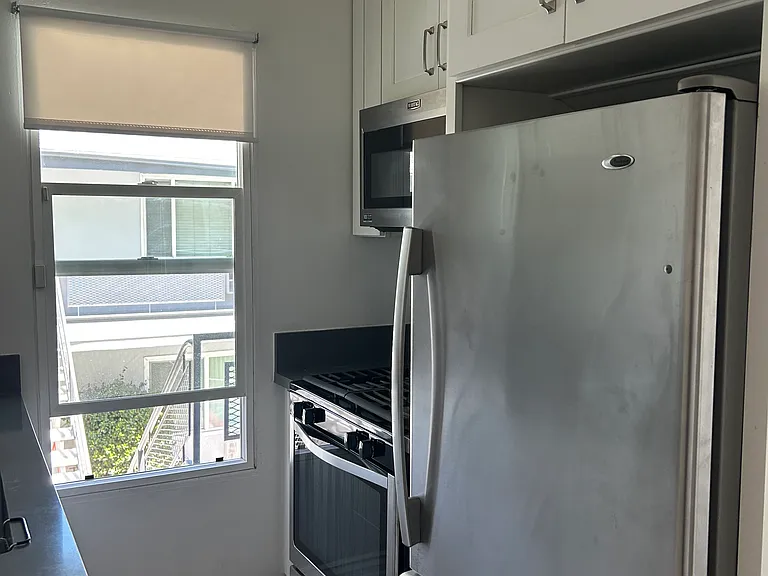 13000 Valleyheart Dr — Photo 3