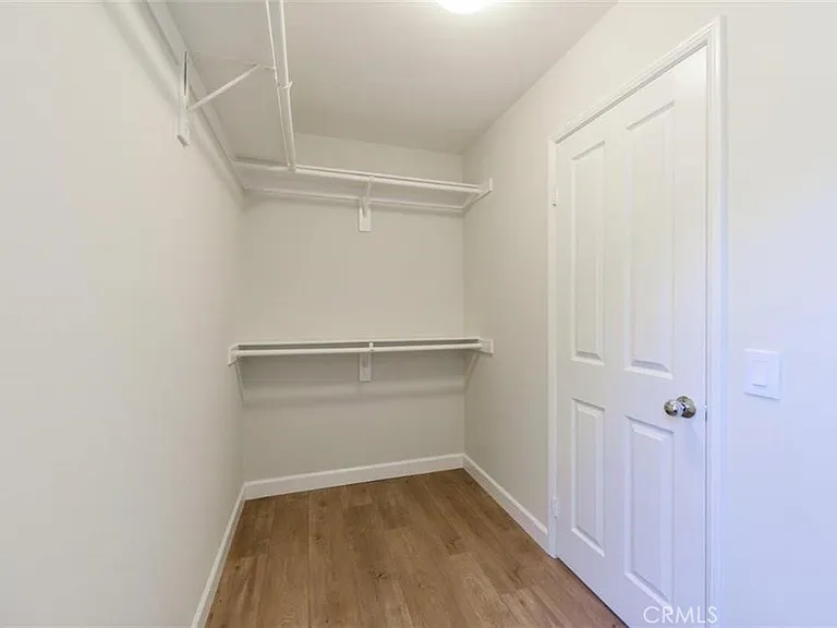 55 Hallmark — Photo 28