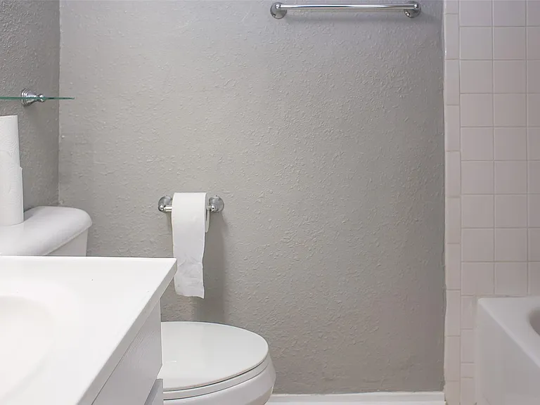 12900 Walden Rd #220B — Photo 27