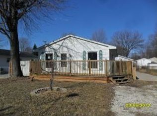 942 Liberty St, Algonac, MI