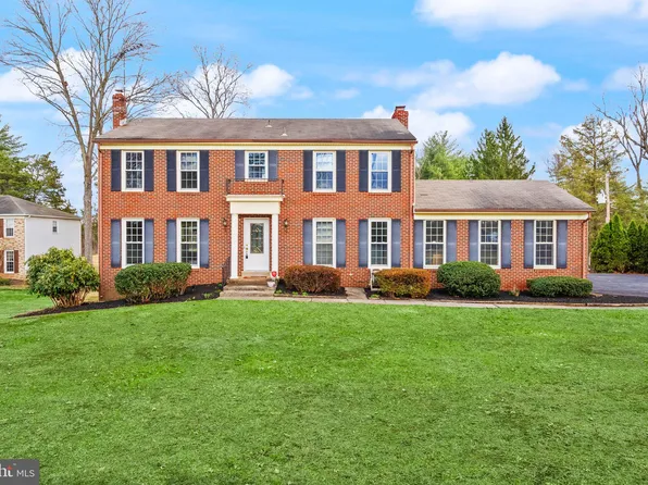 9883 Par Dr, Nokesville, VA 20181