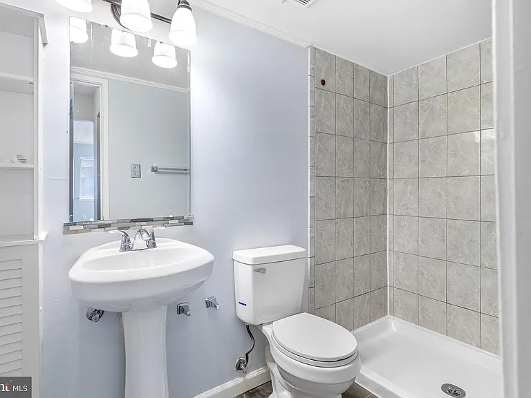 10239 Prince Pl #26-102 — Photo 32