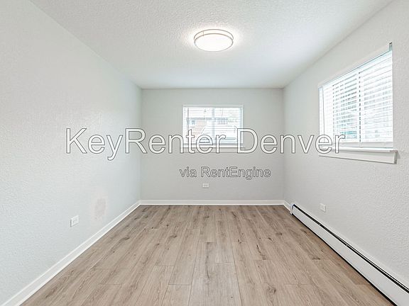 5th image of 2356 S Linden Ct #B