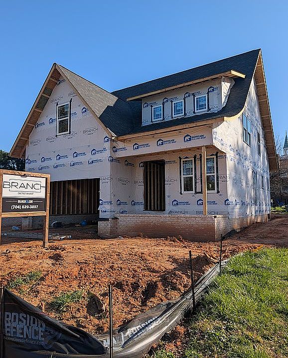 1st image of 502 Church St