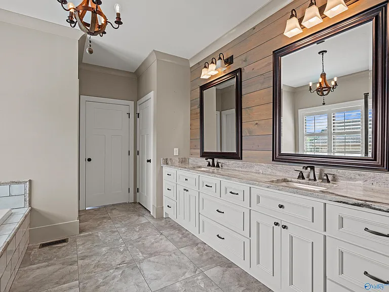180 Greystone Pass — Photo 20