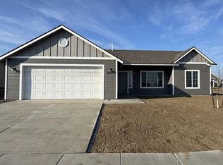 2812 Grouse St, Umatilla, OR 97882