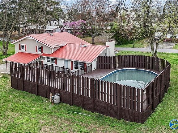 4th image of 604 Franklin Ave