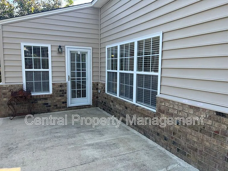 409 Falling Rock Way — Photo 18