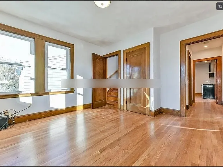 14 Renfrew St #2 — Photo 10