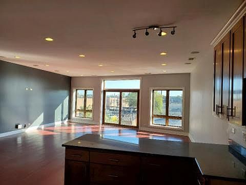 2nd image of 5720 W Grand Ave APT 3R