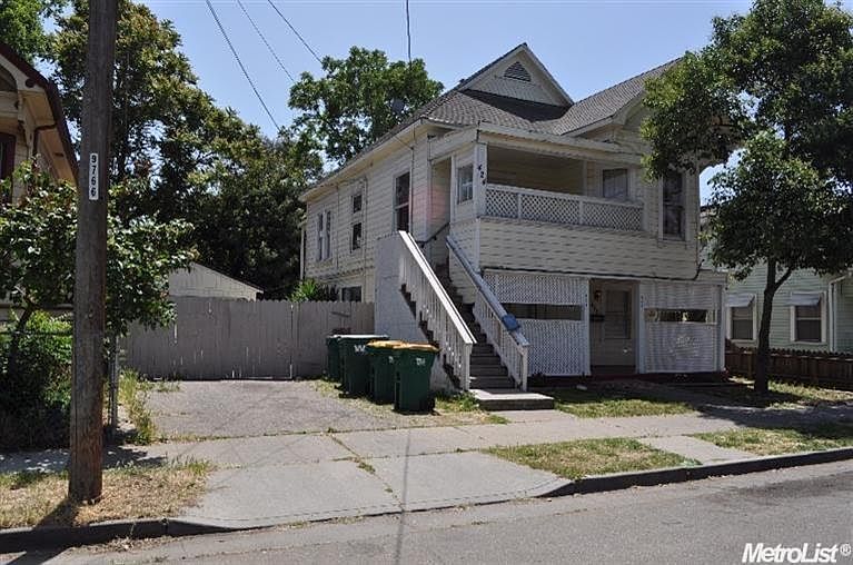 1st image of 424 E Cleveland St