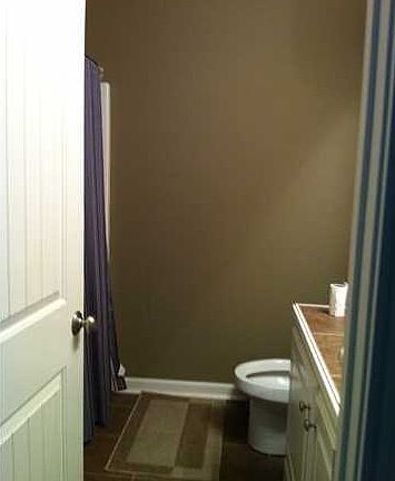 4th image of 1053 Jordan Dr