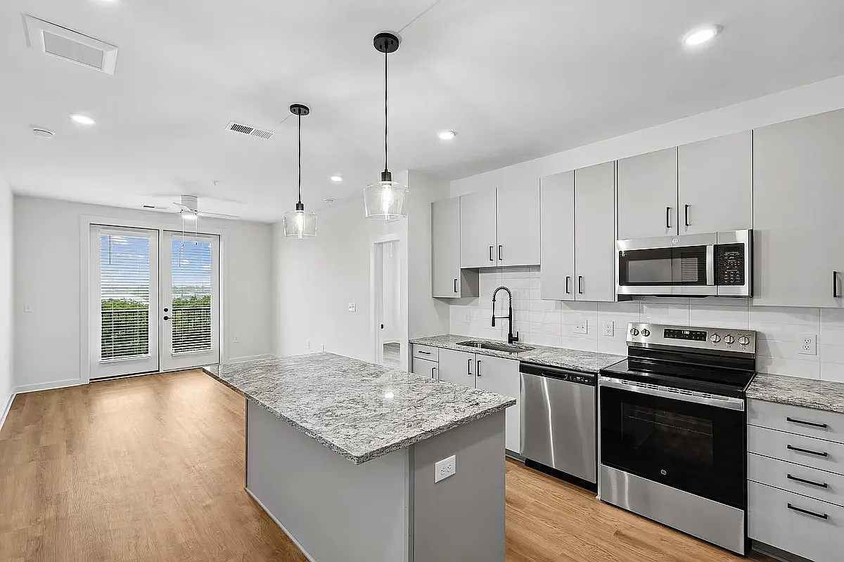 Northview — Photo 2