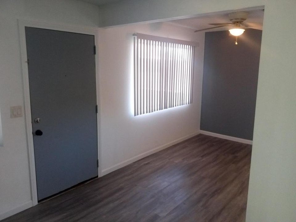 1st image of 2873 Klinger Cir #4