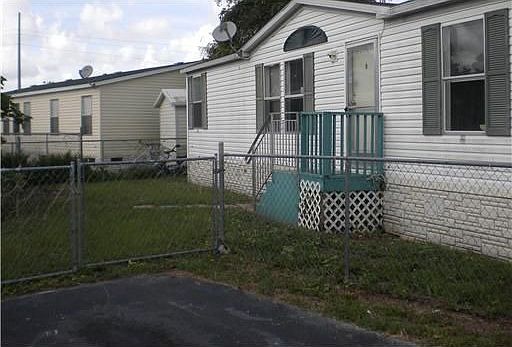 1st image of 220 NE 12th Ave Lot 103