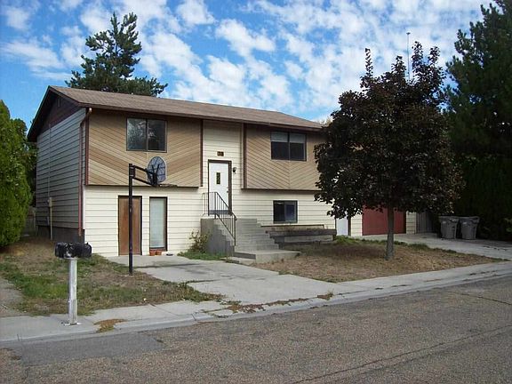 2nd image of 38 N Pleasant Dr