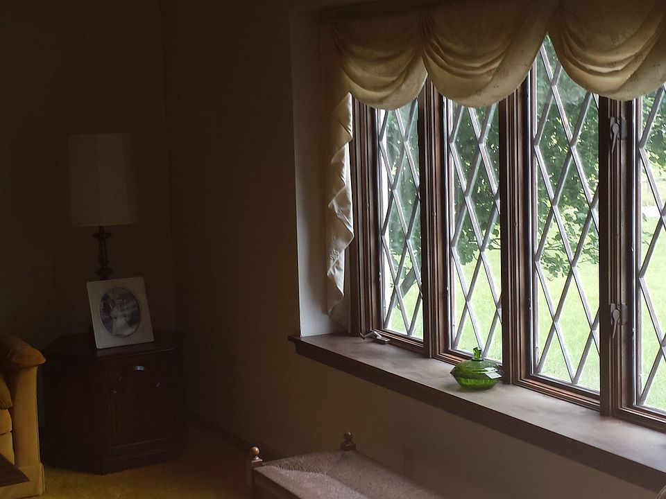1st image of 1622 Rose Hedge Dr