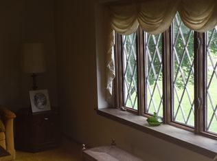1622 Rose Hedge Dr, Youngstown, OH