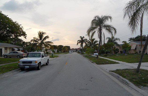 2nd image of 7771 SW 1st St