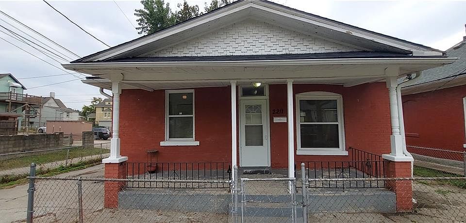 1st image of 2211 Amie St
