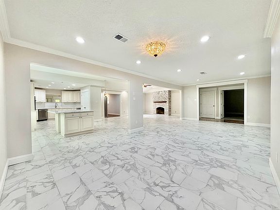 5th image of 13435 Wayside Dr