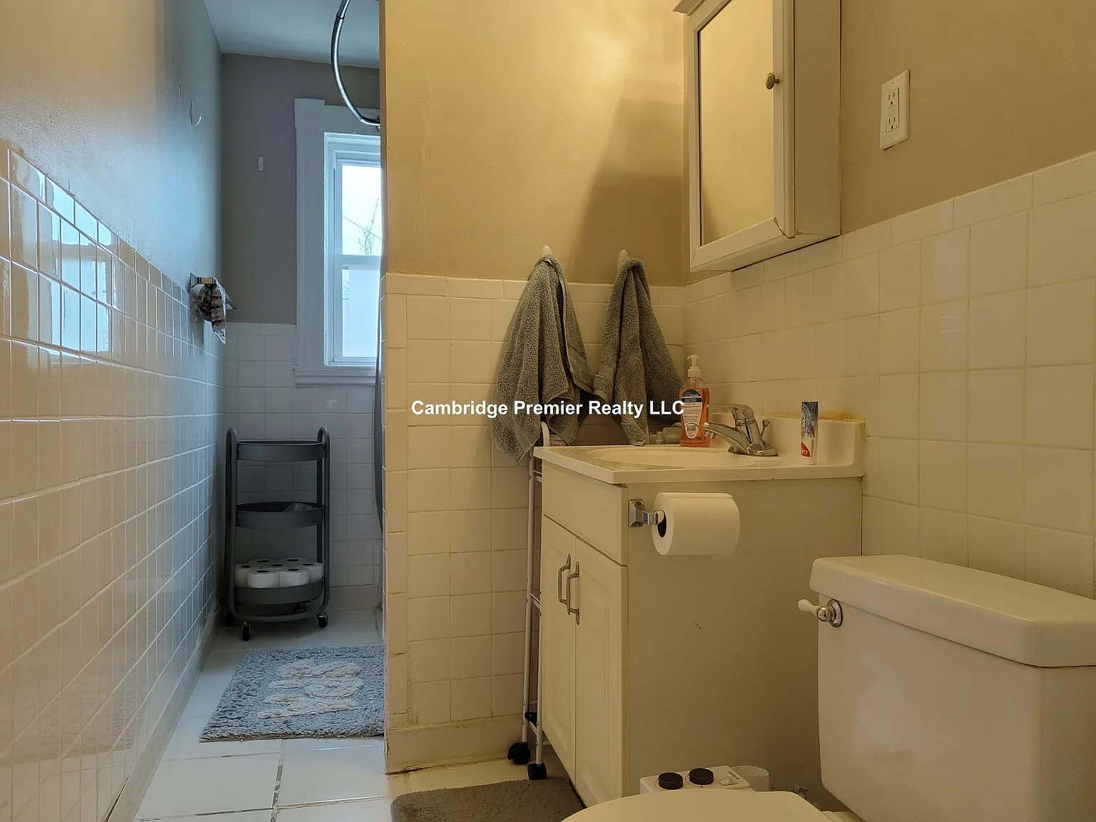 4 bed, 1300 sqft, $4,225 — Photo 3