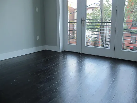 Rented by P Management | media 22