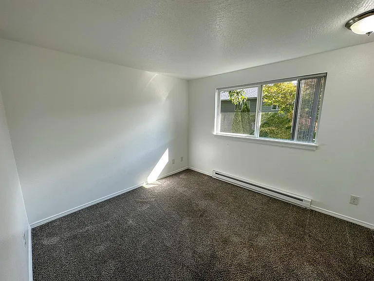 3456 Hadley St NE — Photo 19