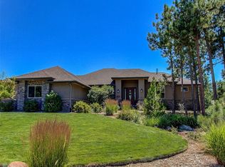 7431 Cameron Dr, Larkspur, CO 80118