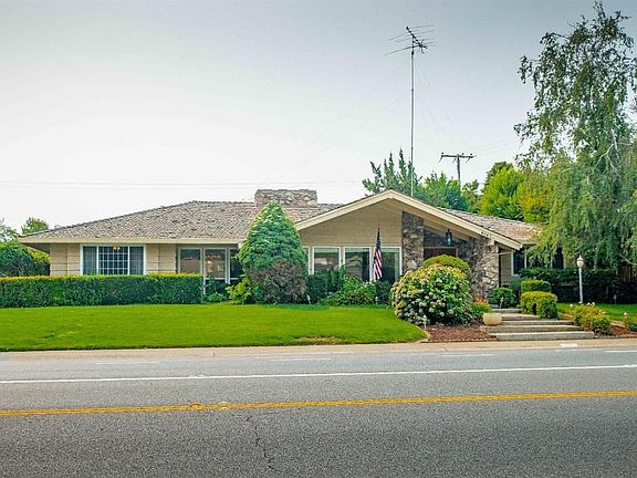 2nd image of 4040 American River Dr