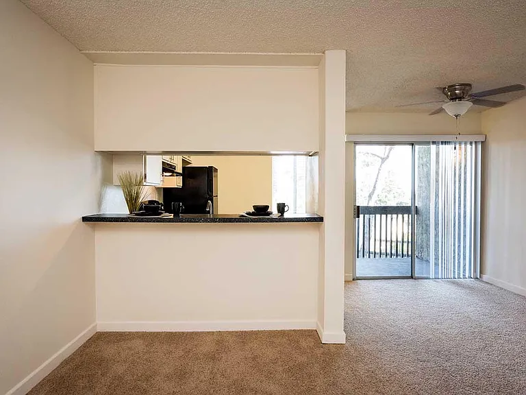 Elan Mesa Lofts — Photo 11
