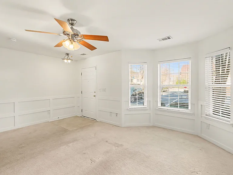 2515 Brackley Pl NW — Photo 23