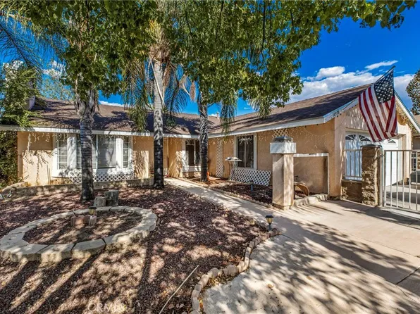 18978 Janisse Ln, Lake Elsinore, CA 92530