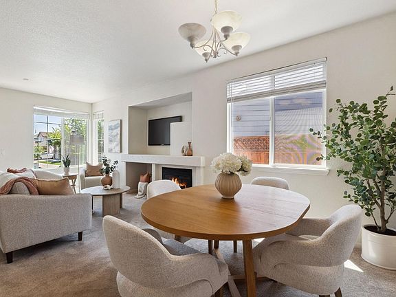 4th image of 1262 Seghesio Way