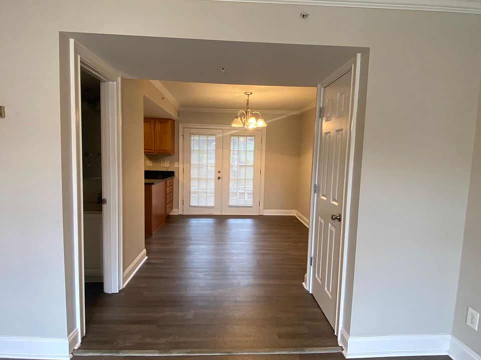Dinning room + kitchen + half bathroom