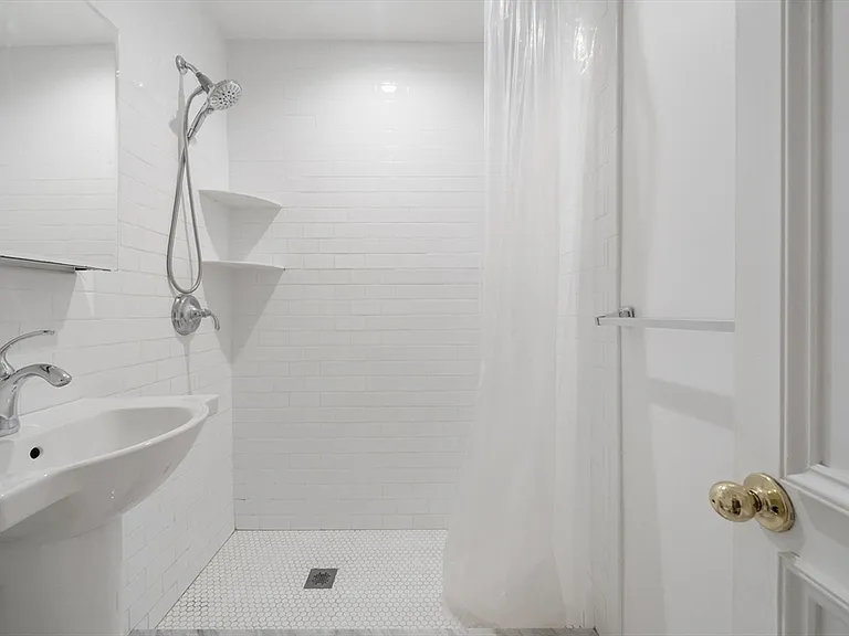 169 Beacon St #3R — Photo 12