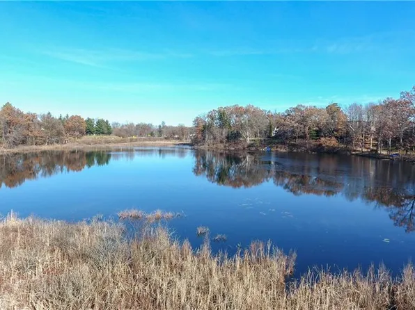 8211 Pine Lake Dr, Davisburg, MI 48350