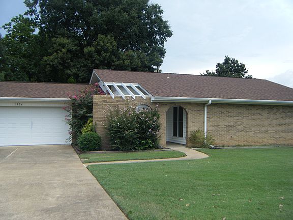 2nd image of 1024 Boulder Dr